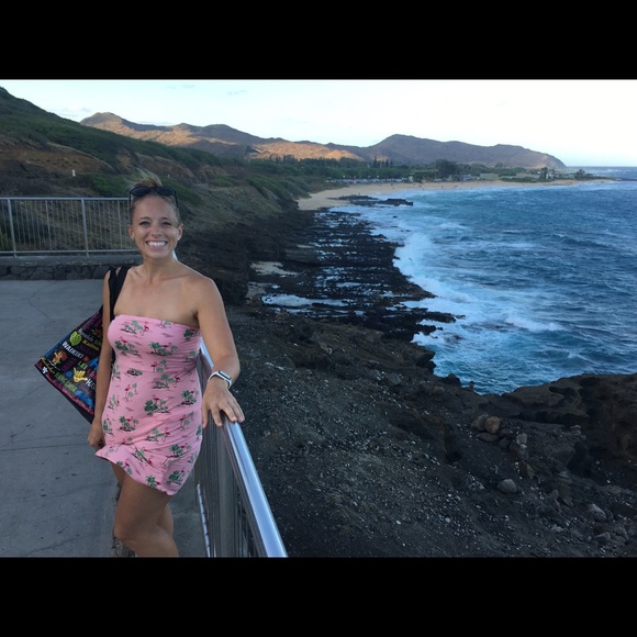 Meet your Posher, Kaity - Picture 3 of 3